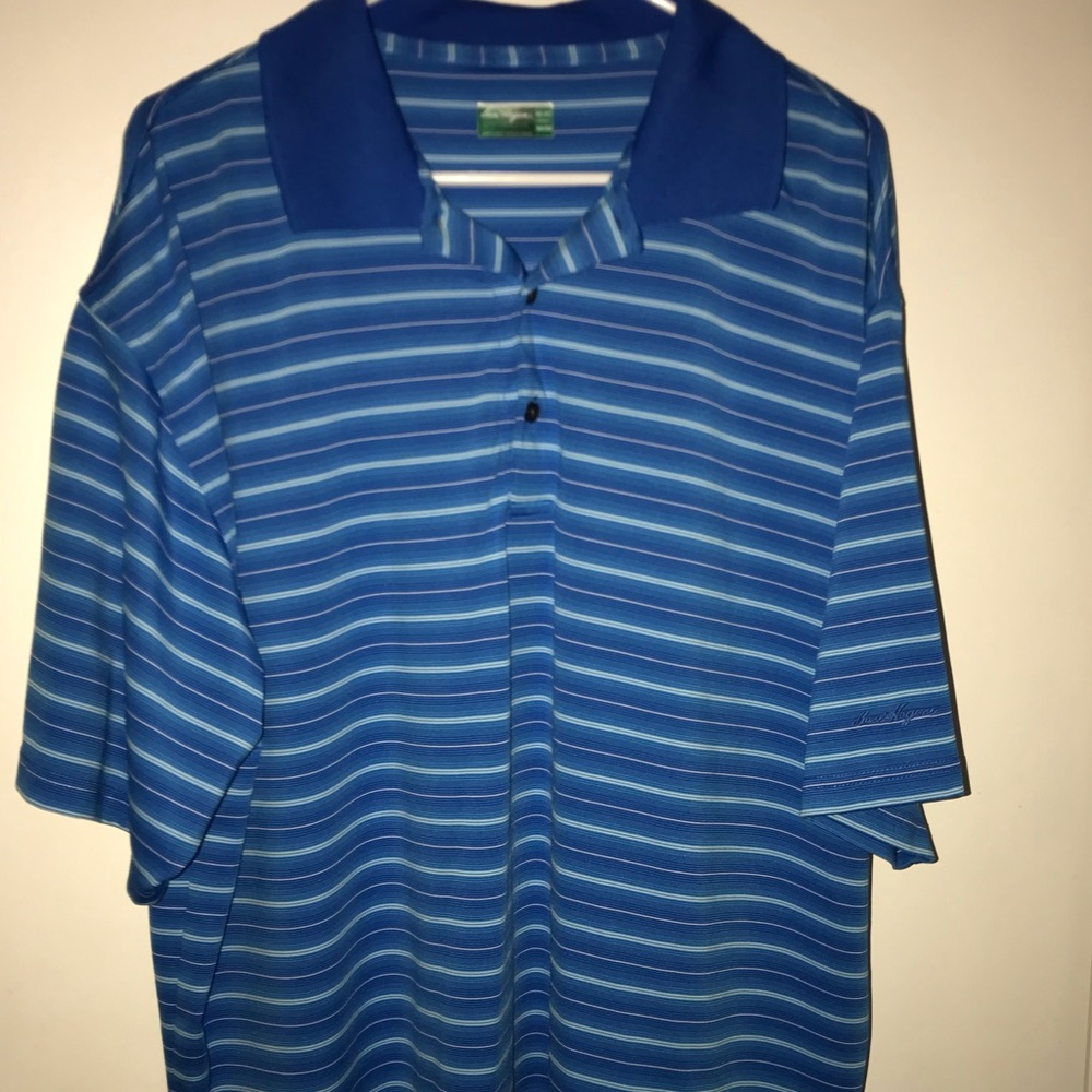 3 ⛳️ $25 Men’s golf shirts